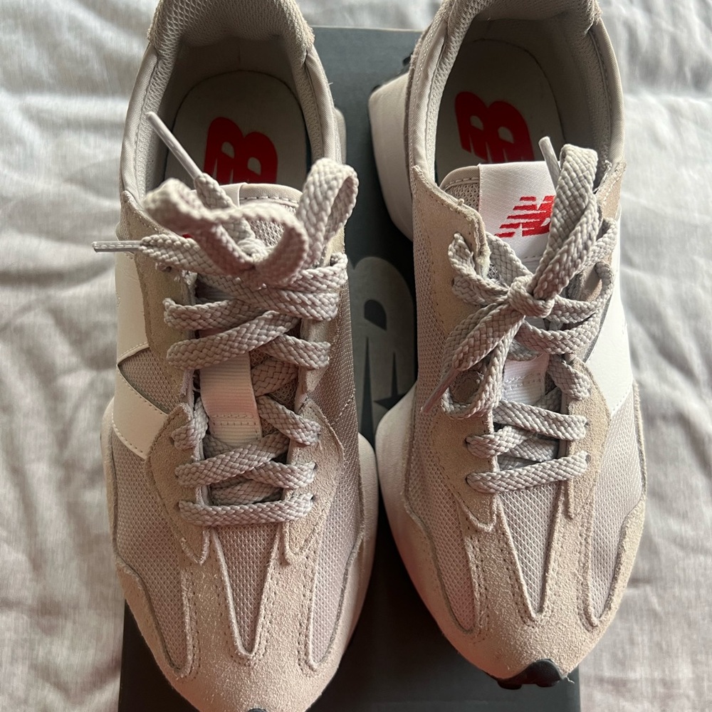 New Balance 327 🔥🔥
